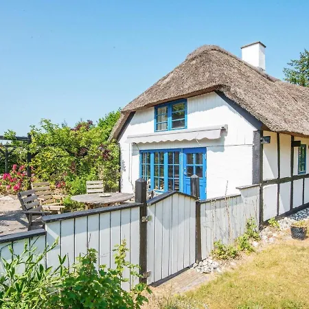 6 Person In Orsted-by Traum Nyaraló