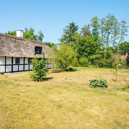 6 Person In Orsted-by Traum *