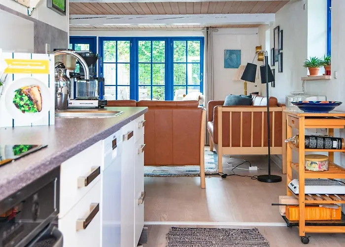6 Person In Orsted-by Traum * Orsted (Midtjylland)